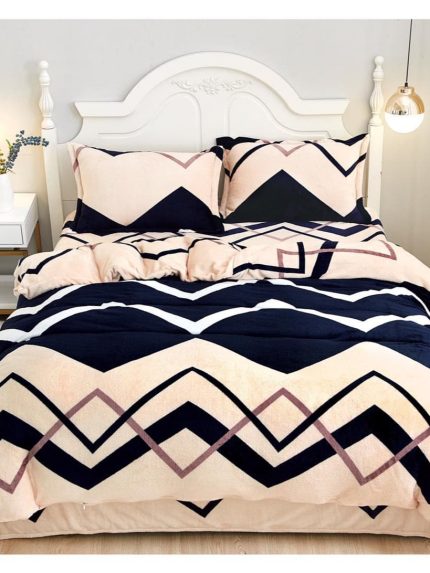 Lenjerie Cocolino ,Super Pufoasa , Pat Dublu 4 piese, Crem-Negru CC03