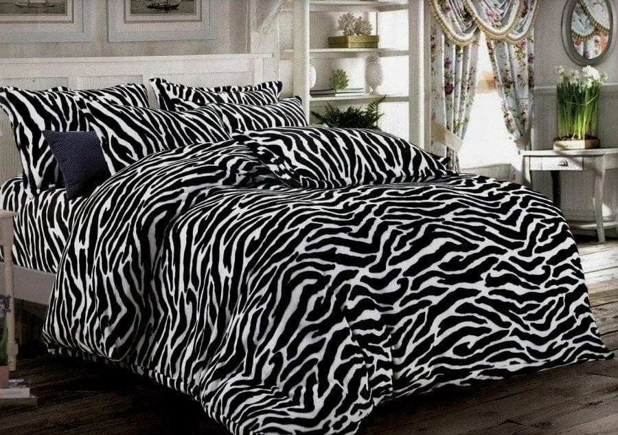 Lenjerie Cocolino ,Super Pufoasa , Pat Dublu 6 piese Alb-Negru zebra C6C12