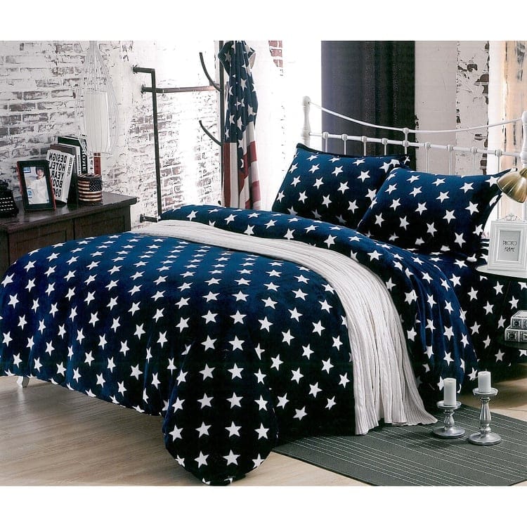 Lenjerie Cocolino ,Super Pufoasa , Pat Dublu 4 piese, Blue cu stelute albe CC018