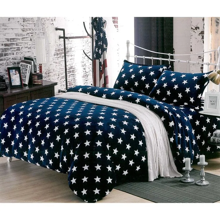 Lenjerie Cocolino ,Super Pufoasa , Pat Dublu 4 piese, Blue cu stelute albe CC018