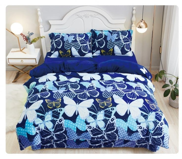 Lenjerie Cocolino ,Super Pufoasa , Pat Dublu 4 piese,Blue cu fluturasi CC020