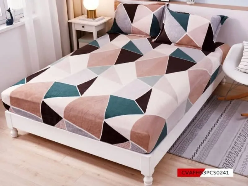 Husa cocolino cu elasatic 180x200x25cm, 2 fete de perne, figuri geometrice