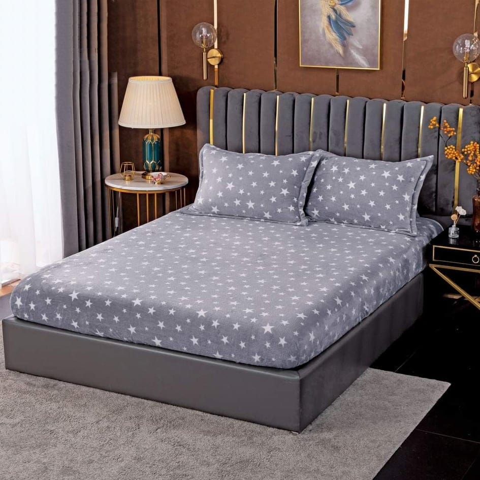 Husa cocolino cu elasatic 180x200x25cm, 2 fete de perne, Gri-Alb, stelute