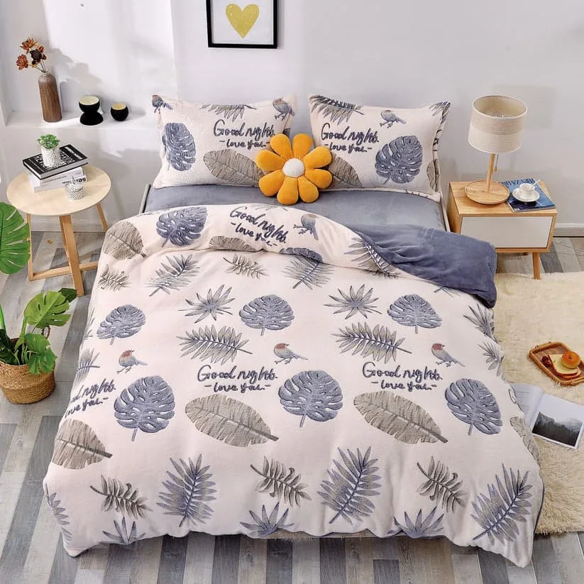 Lenjerie Cocolino cu Elastic, Super Pufoasa 4 piese, Jojo Home, Alb-Gri, frunze
