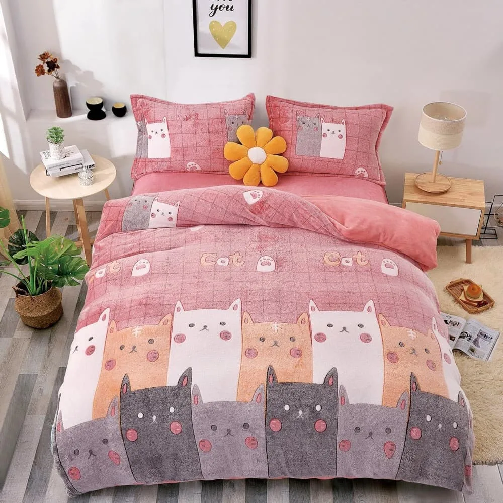 Lenjerie Cocolino cu Elastic, Super Pufoasa 4 piese, Jojo Home, Roz cu Pisicute
