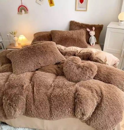 Lenjerie pat super pufoasa COCOLINO Fluffy 6 piese, Maro