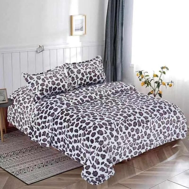 Lenjerie Cocolino, Super Pufoasa, Pat Dublu 4 piese, Leopard, Pete Gri - Maro CC014